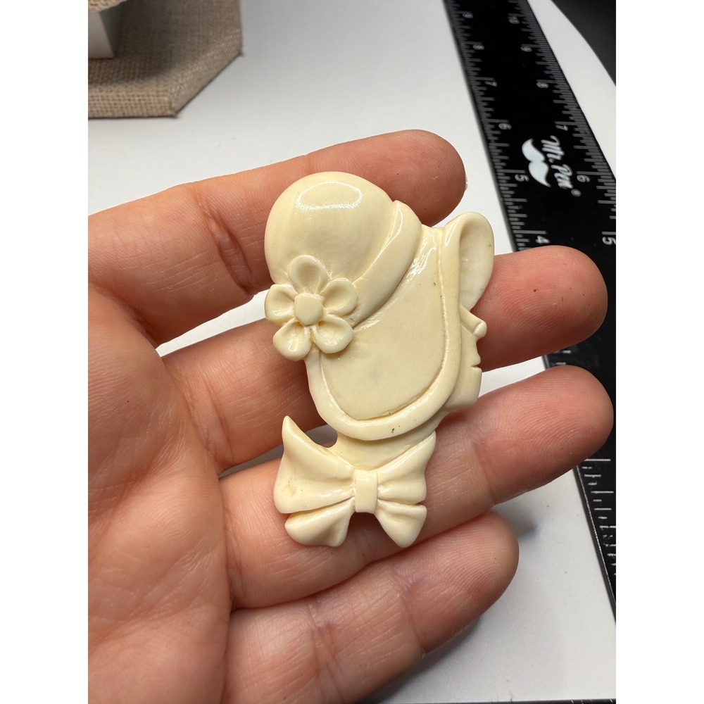 Vintage Cream Lady in Sun Hat Brooch Victorian Style Cameo Pin Ivory Color Bow